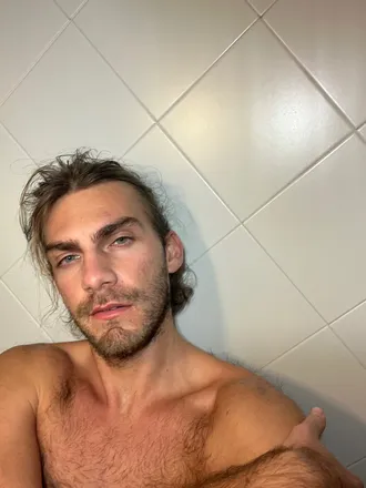 OnlyFans cuenta toscan1997 header 2