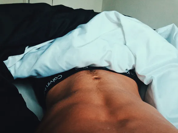 OnlyFans cuenta uniguy4 header 2