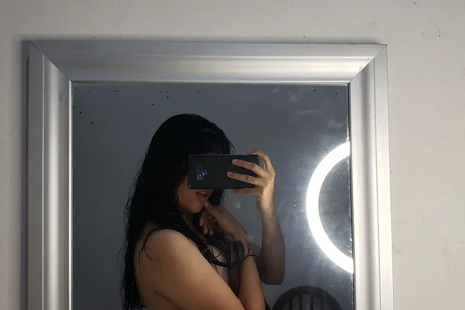 OnlyFans cuenta belsi20 header 2