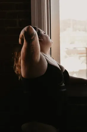 OnlyFans cuenta curviesisters header 2