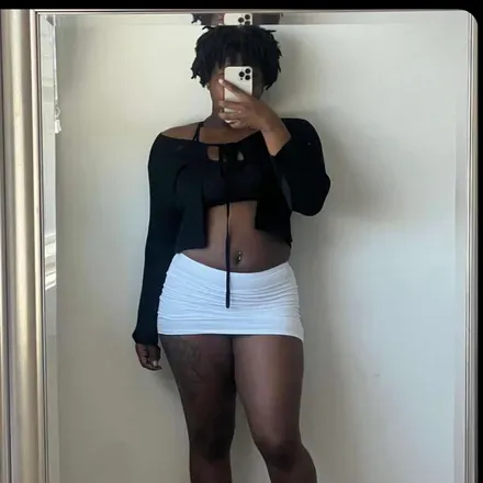 OnlyFans cuenta thesexiestliar header 2