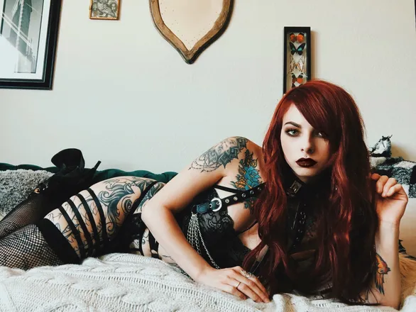 OnlyFans cuenta wtchbitch header 2