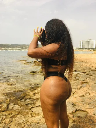 OnlyFans cuenta barbiienegraa header 2