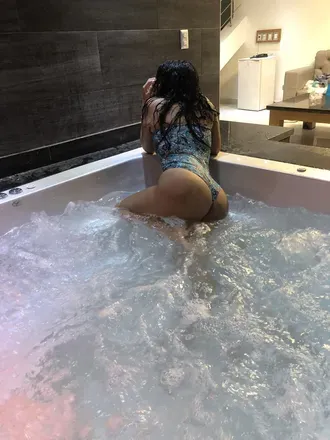 OnlyFans cuenta im_nayeee06 header 2