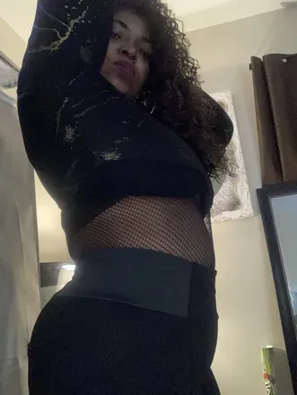 OnlyFans cuenta hansberry header 2