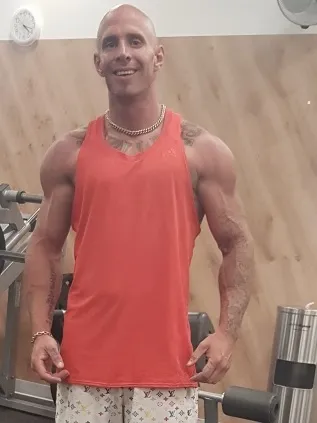OnlyFans cuenta lillouie7 header 2