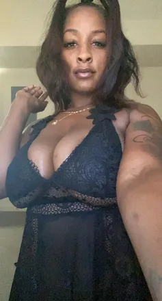 OnlyFans cuenta loveshavonne header 2