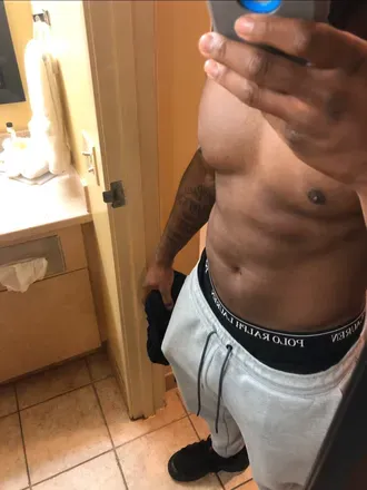 OnlyFans account  kaedellaxxx header 1