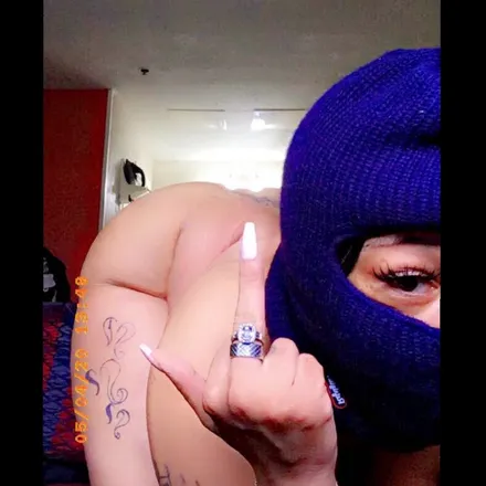 OnlyFans account  u197172293 header 2