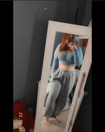 OnlyFans cuenta scarletterae6251 avatar 1