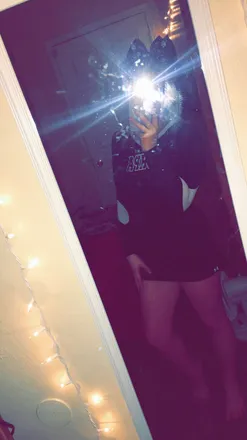 OnlyFans account  daddysgirl19xx header 2