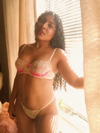 OnlyFans cuenta saffronslutt avatar 1