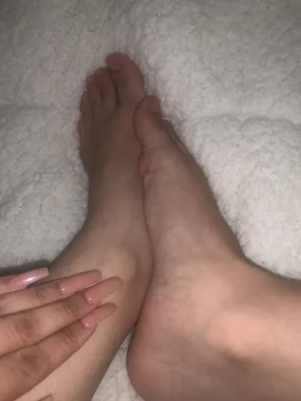 OnlyFans cuenta toenlyfootfans header 2