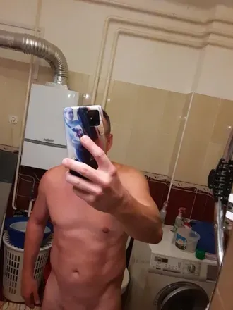 OnlyFans cuenta viko8508 avatar 1