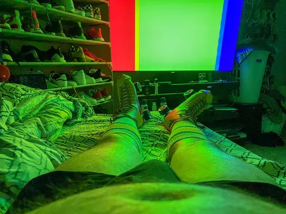 OnlyFans account  sockssneakersandskates avatar 1