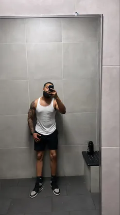 OnlyFans cuenta ap.moishee header 2