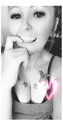 OnlyFans cuenta hunnehbee25 avatar 1