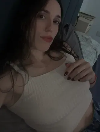 OnlyFans of cherrylips1402