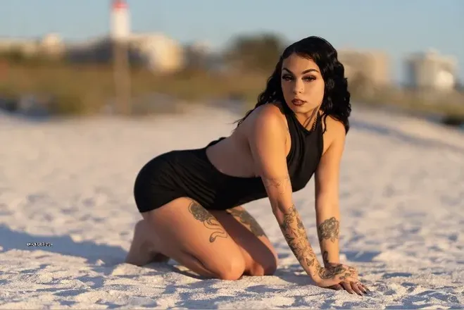 OnlyFans cuenta belle222 header 2