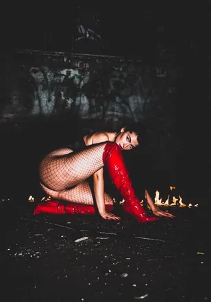 OnlyFans cuenta thenameisvv header 2