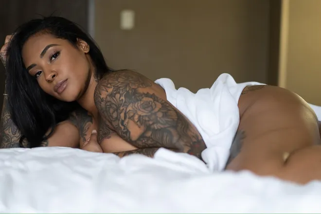 OnlyFans cuenta u6739819 header 2