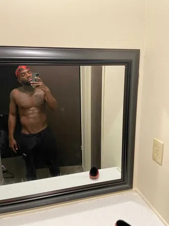 OnlyFans cuenta iamtylerpw header 2