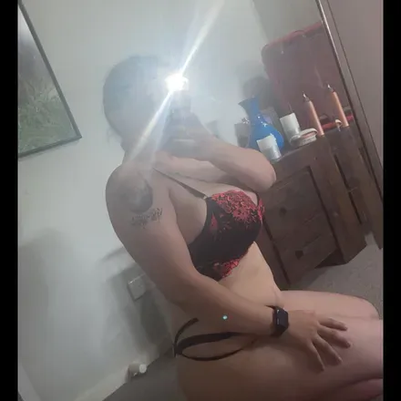 OnlyFans cuenta mummymilkas header 2