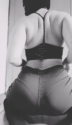 OnlyFans cuenta emilygraykinks avatar 1
