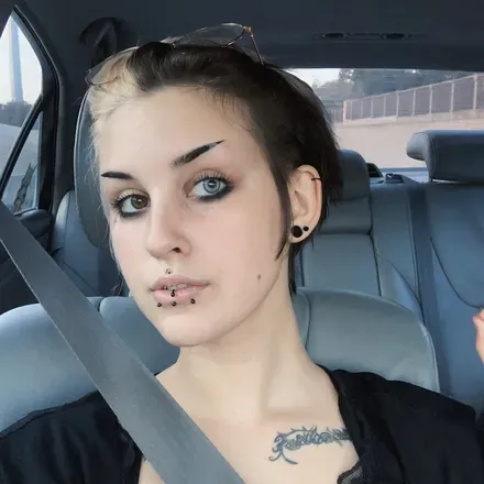 OnlyFans cuenta alienslush avatar 1