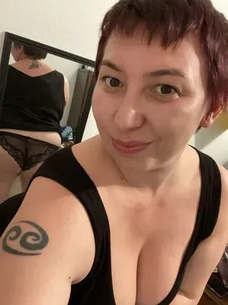 OnlyFans cuenta short_shit104 header 2