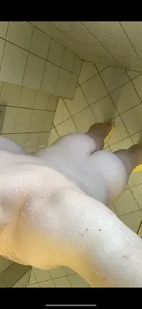 OnlyFans cuenta juicypeacheguy header 2