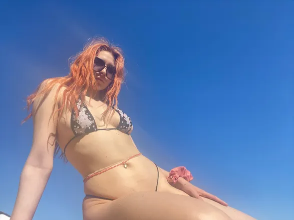 OnlyFans cuenta bbyyeliix header 2