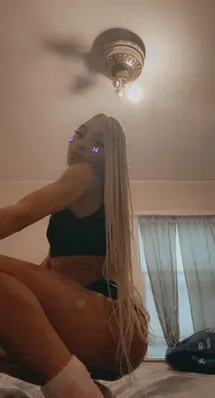OnlyFans cuenta simonebaby1 avatar 1