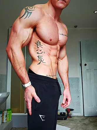 OnlyFans cuenta yourgymguy header 2