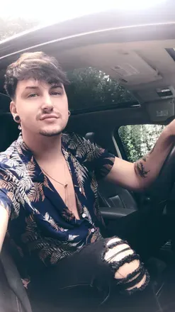 OnlyFans cuenta charlzz93 avatar 1
