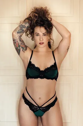 OnlyFans account  cometosally avatar 1