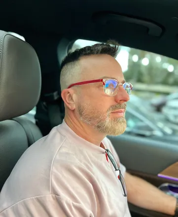 OnlyFans cuenta coach_dickinson header 2
