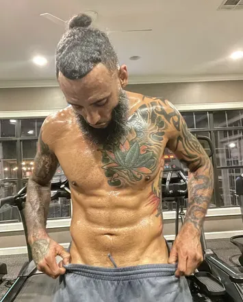 OnlyFans cuenta cumstroke254 avatar 1