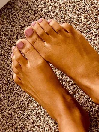 OnlyFans cuenta queenlaveefeet2 avatar 1