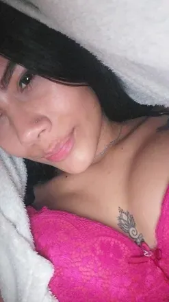 OnlyFans cuenta kiaravanesa avatar 1