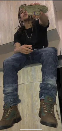 OnlyFans cuenta bigpoppafeev header 2