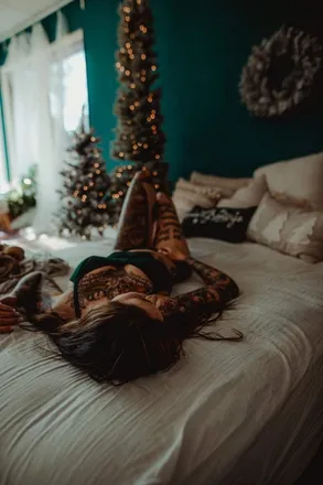OnlyFans cuenta izzyloveless18 header 2