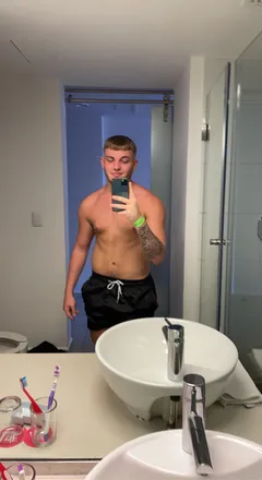 OnlyFans cuenta yourdirtyboyfriend header 2