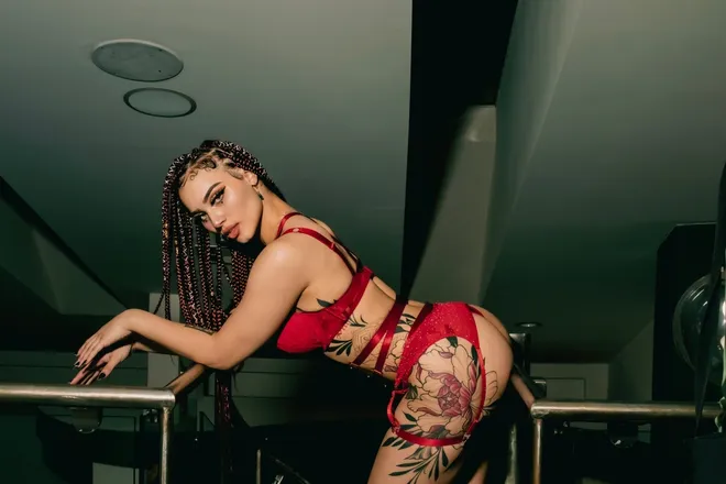 OnlyFans cuenta sincityhoneyy33 header 2