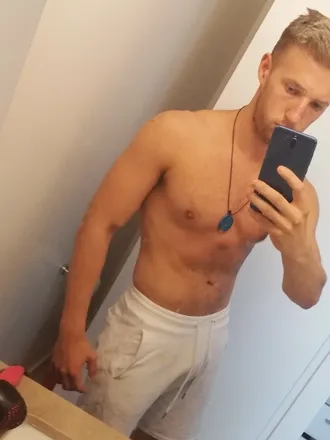 OnlyFans cuenta modelmazi header 2