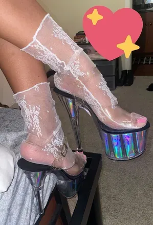 OnlyFans cuenta lolabvnnyyyy avatar 1
