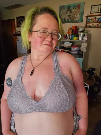 OnlyFans account  thyra.90 avatar 1