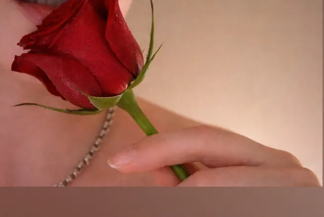 OnlyFans cuenta erosewhispers header 2