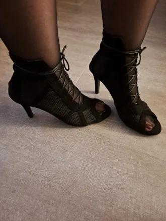 OnlyFans cuenta u553172310 header 2