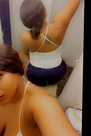 OnlyFans cuenta mcthegoddess header 2